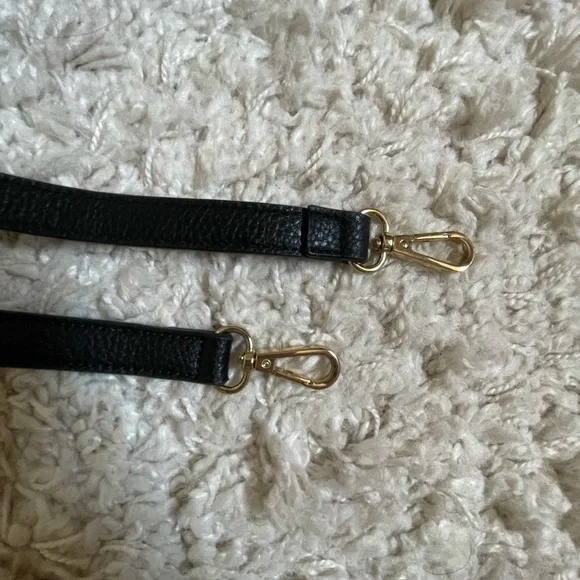 Red bag - Picture 10 of 13